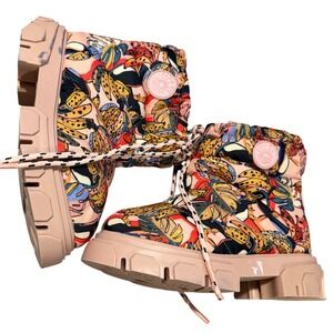 Farm Rio Toucans Bunch Puffy Short Boots Multicolor Tropical Lug Sole 7 Boho